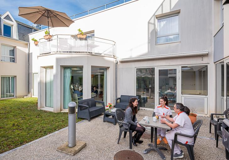 Le Petit Castel