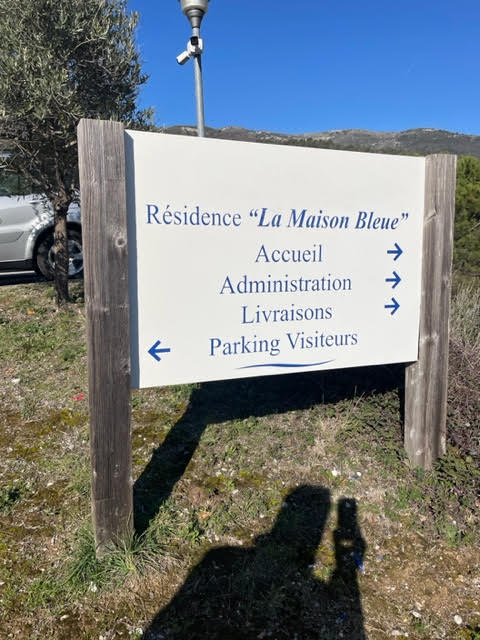 La Maison Bleue