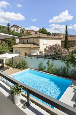 Nohée Salon De Provence
