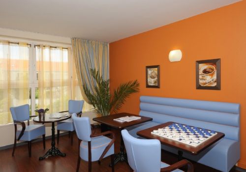 Korian Le Mole D'Angoulins