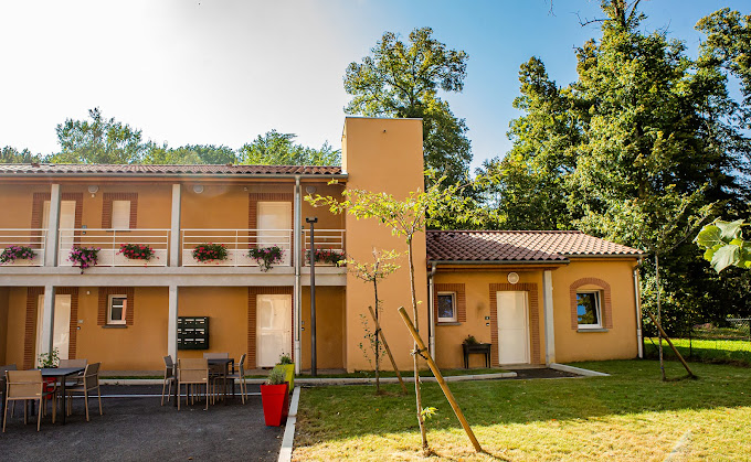 Résidence Service Senior Les Prés De Chalaron